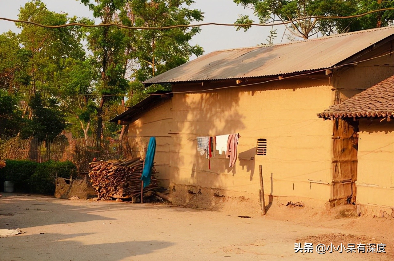 李創利
