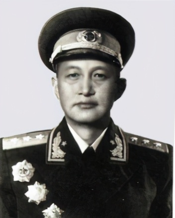 洪學智