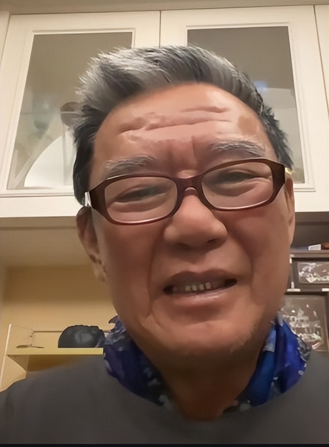 李立群