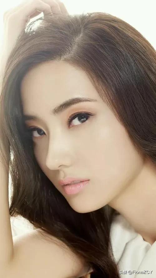 韓彩英