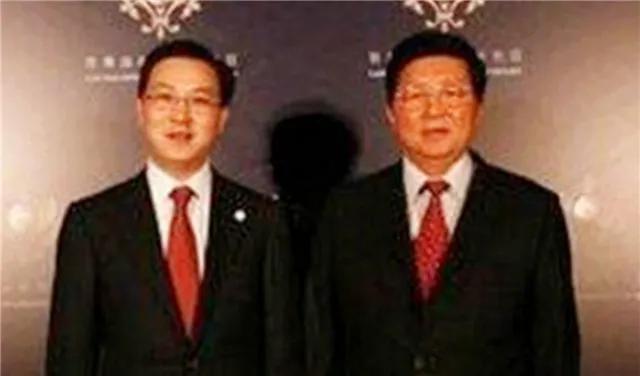 董卿