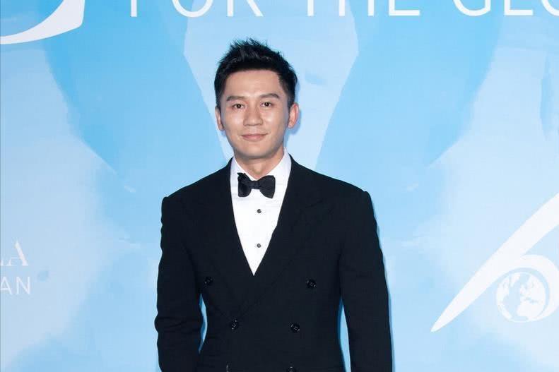 李晨