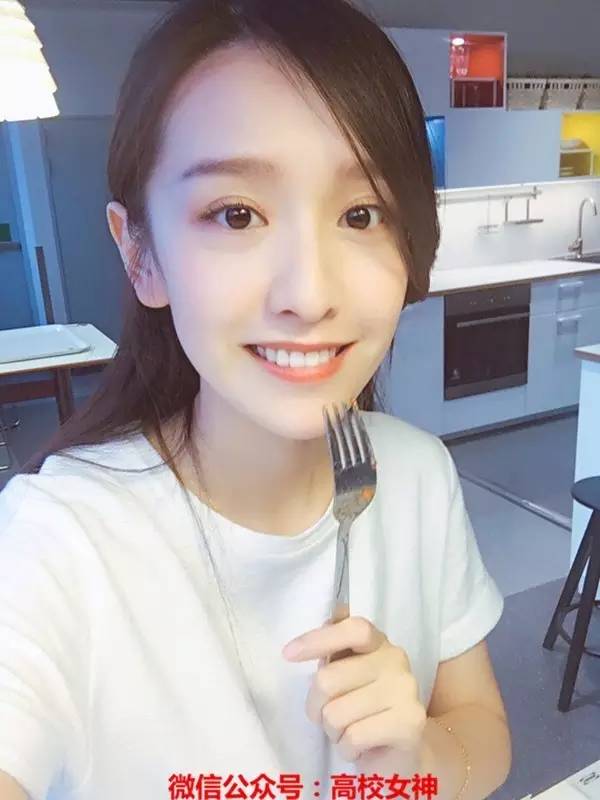 晁雪薇