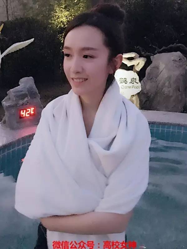 晁雪薇