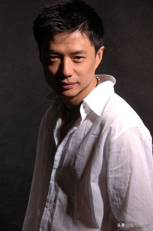 段奕宏