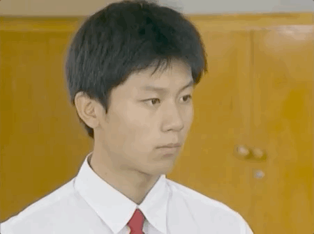 李晨