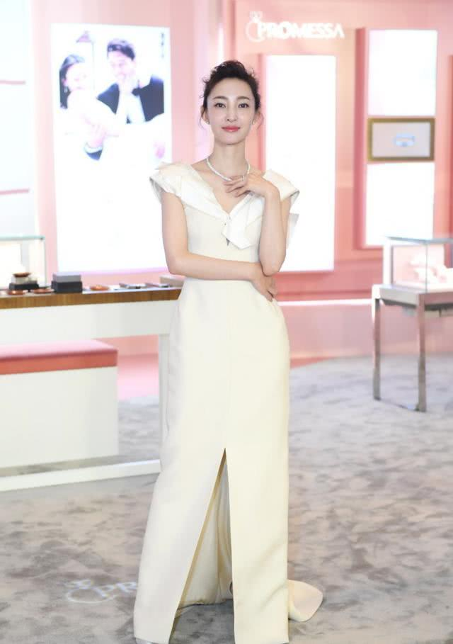 王麗坤