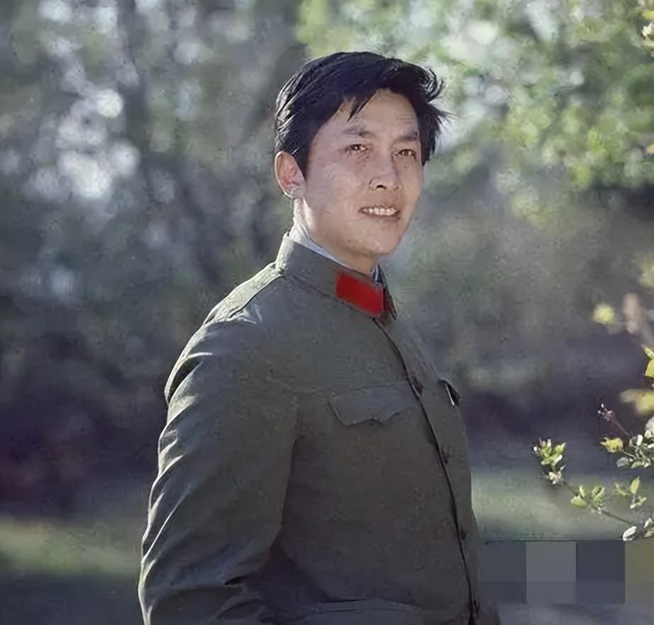 唐國強