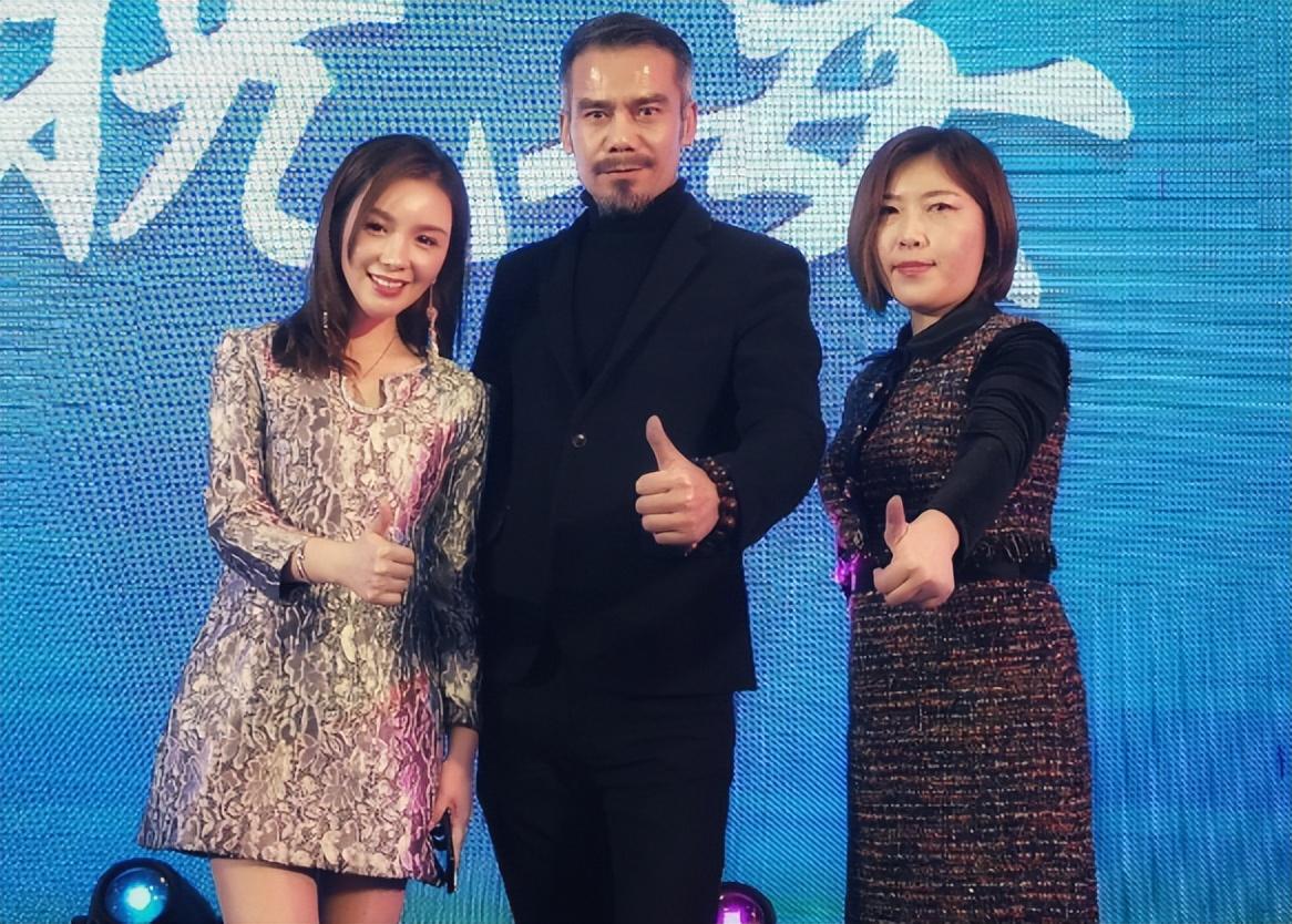 唐國強