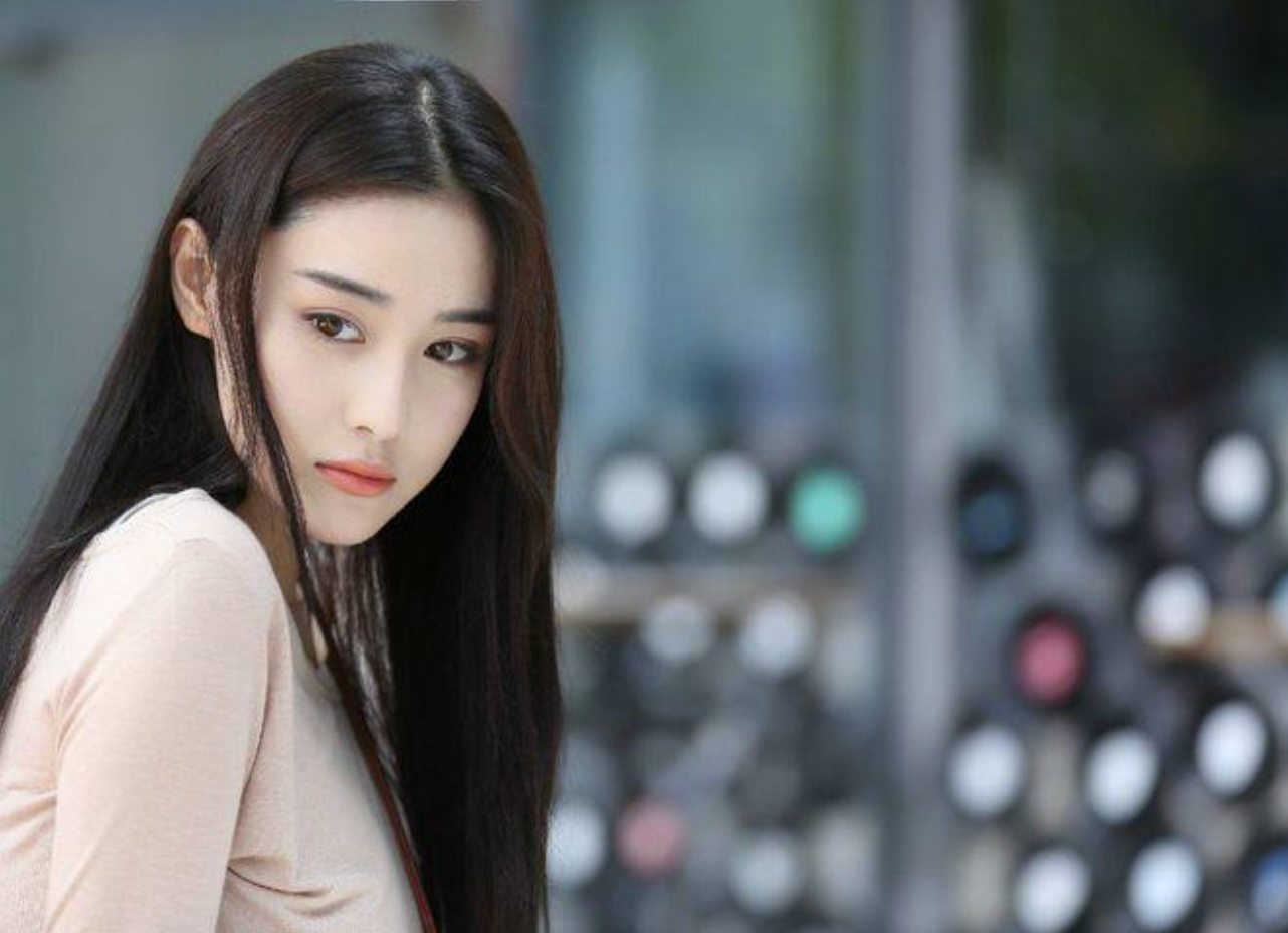 李晨