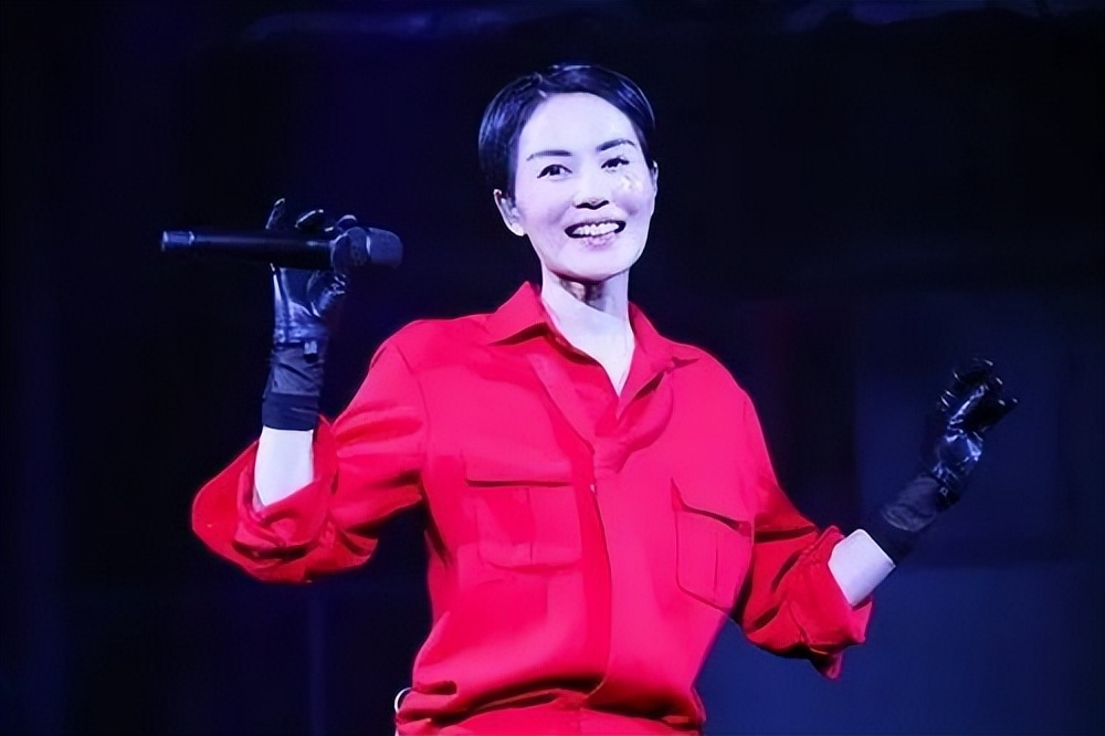 王菲