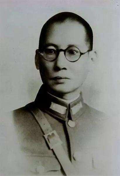 龍雲