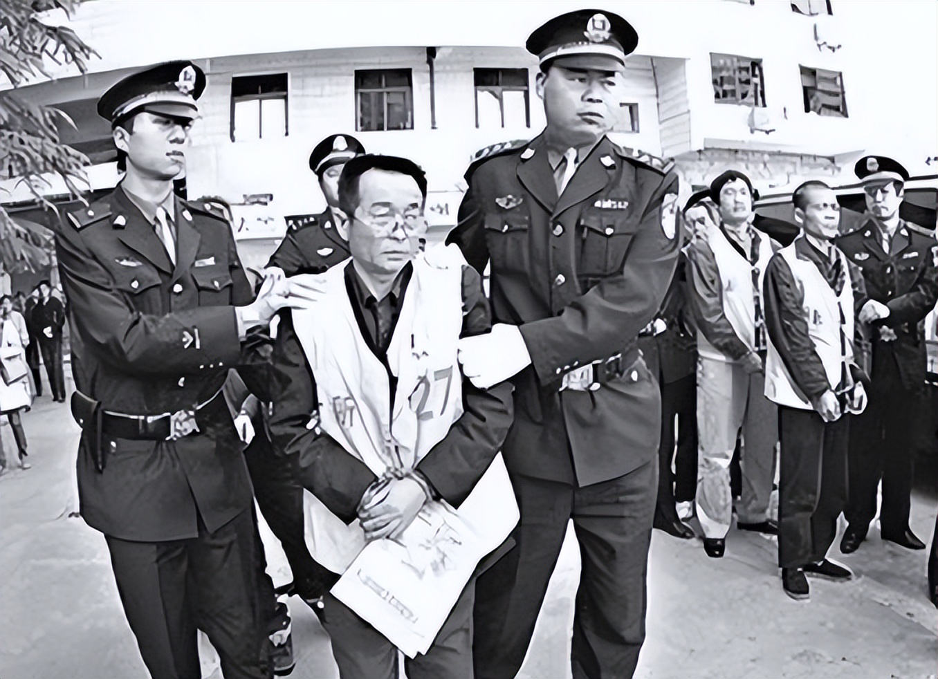 任長霞