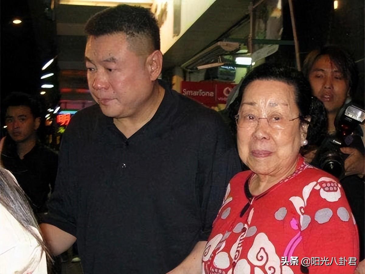 劉鑾雄