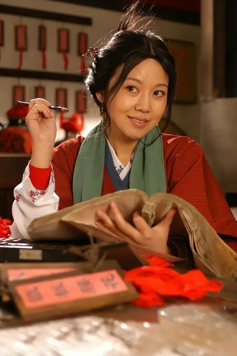 鍅妮