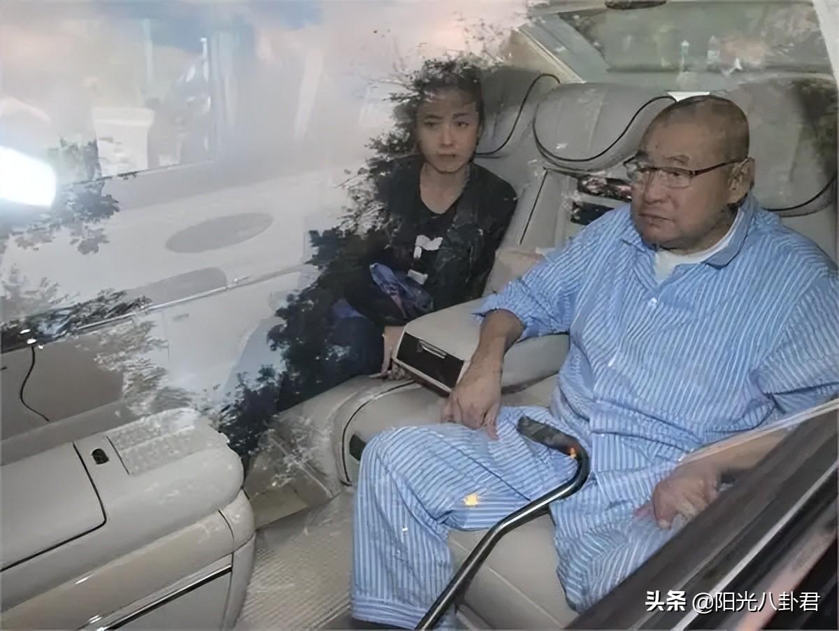 劉鑾雄