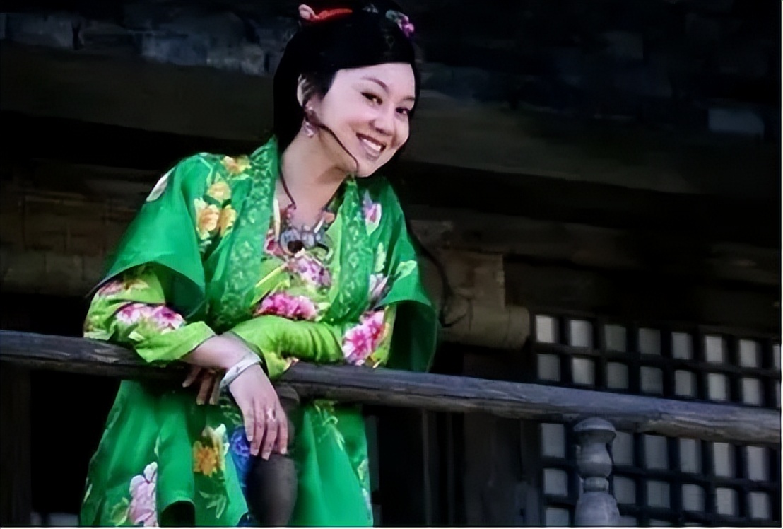 鍅妮