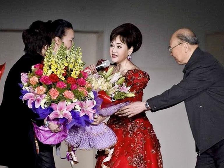 李谷一