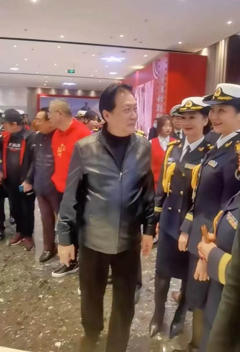 唐國強