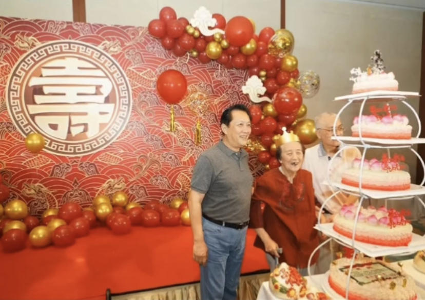 唐國強