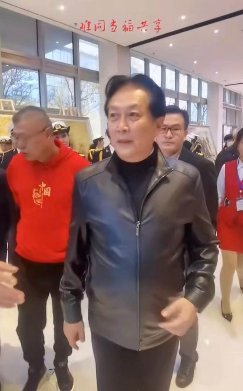 唐國強