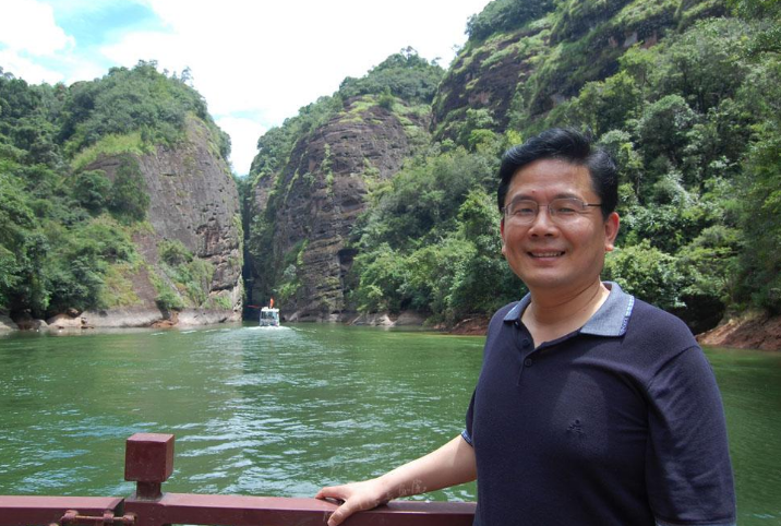 汪國真
