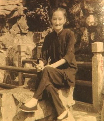 陸小曼