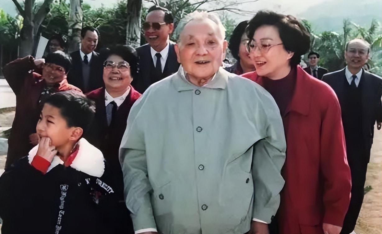 鄧卓棣