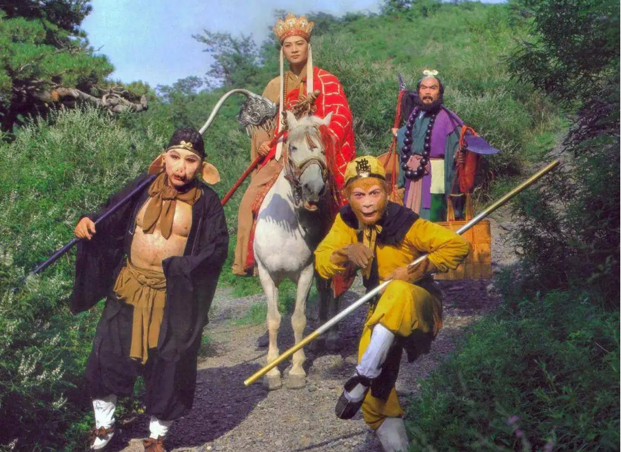 六小齡童