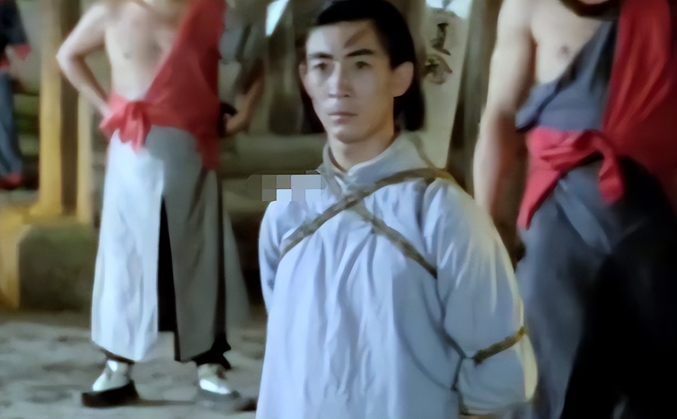 六小齡童