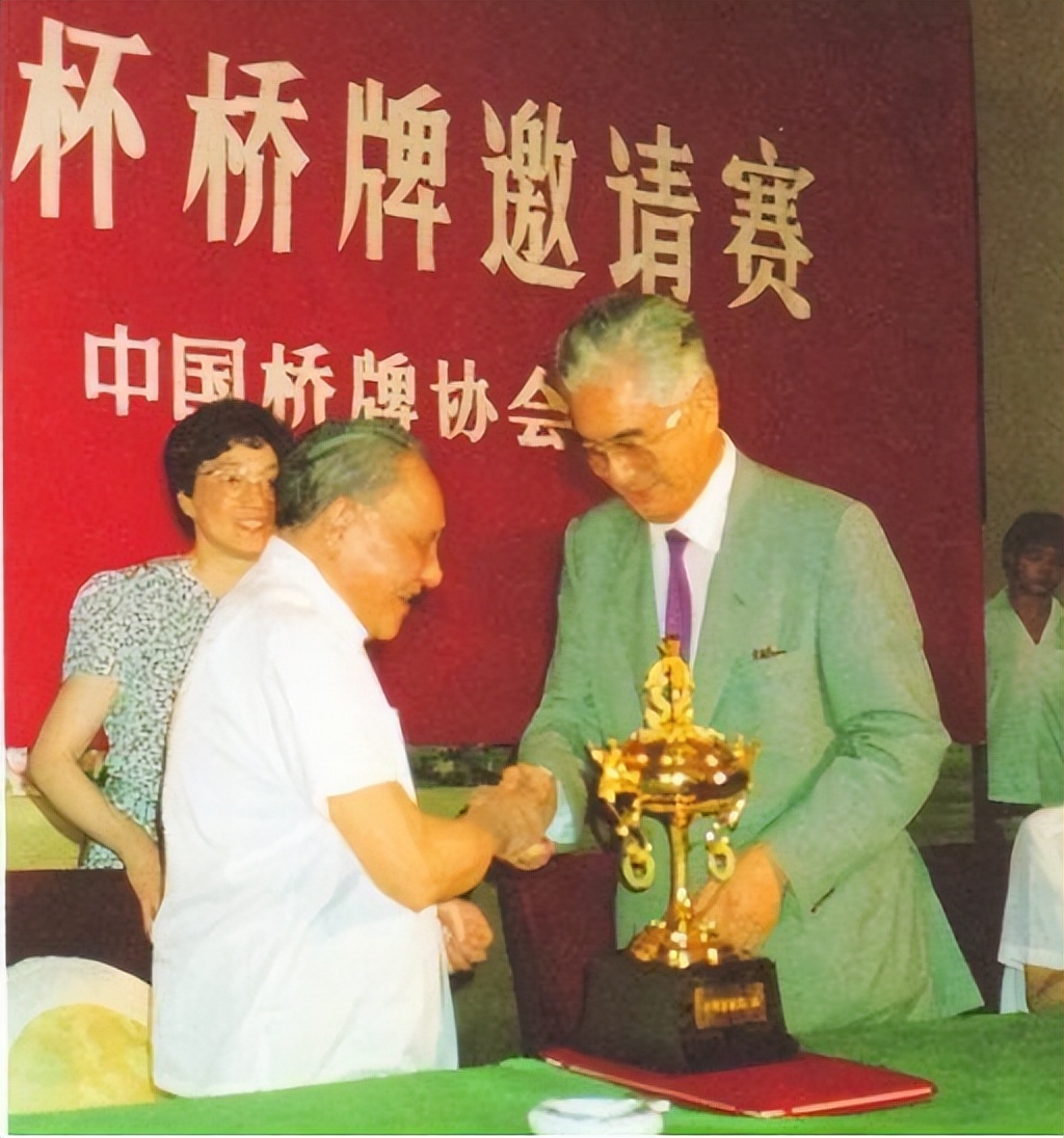 鄧卓棣