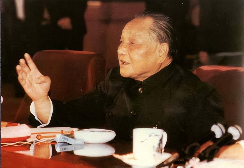 鄧卓棣