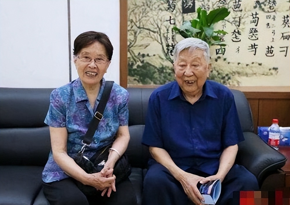 閻肅