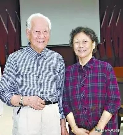 李世英