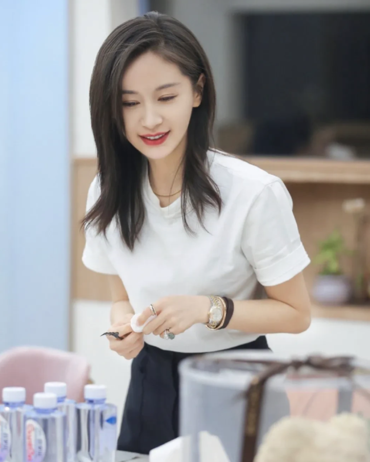 王子文