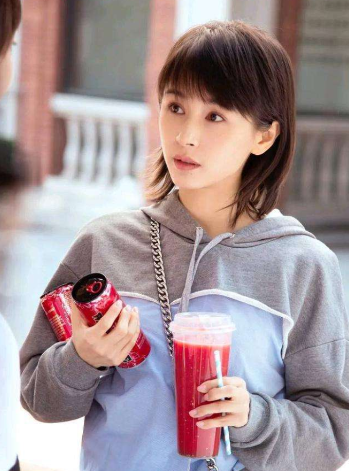 王子文