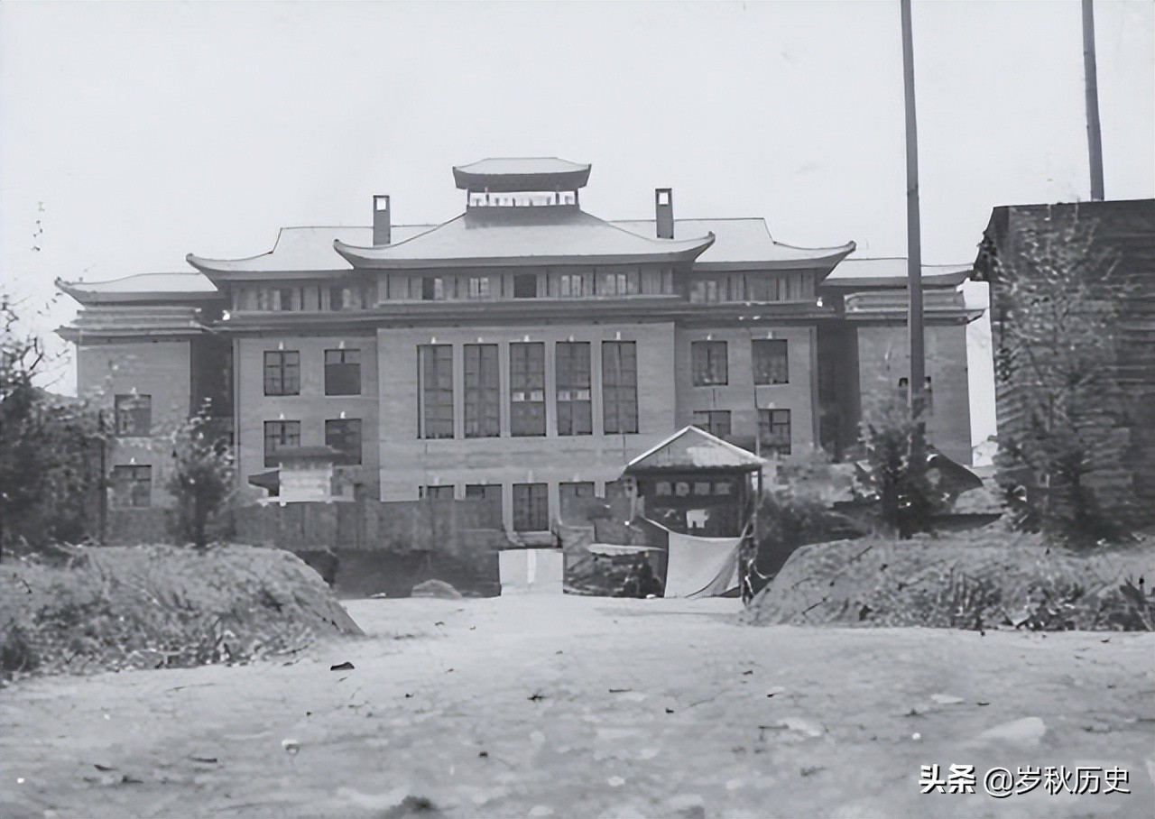 湯飛帆