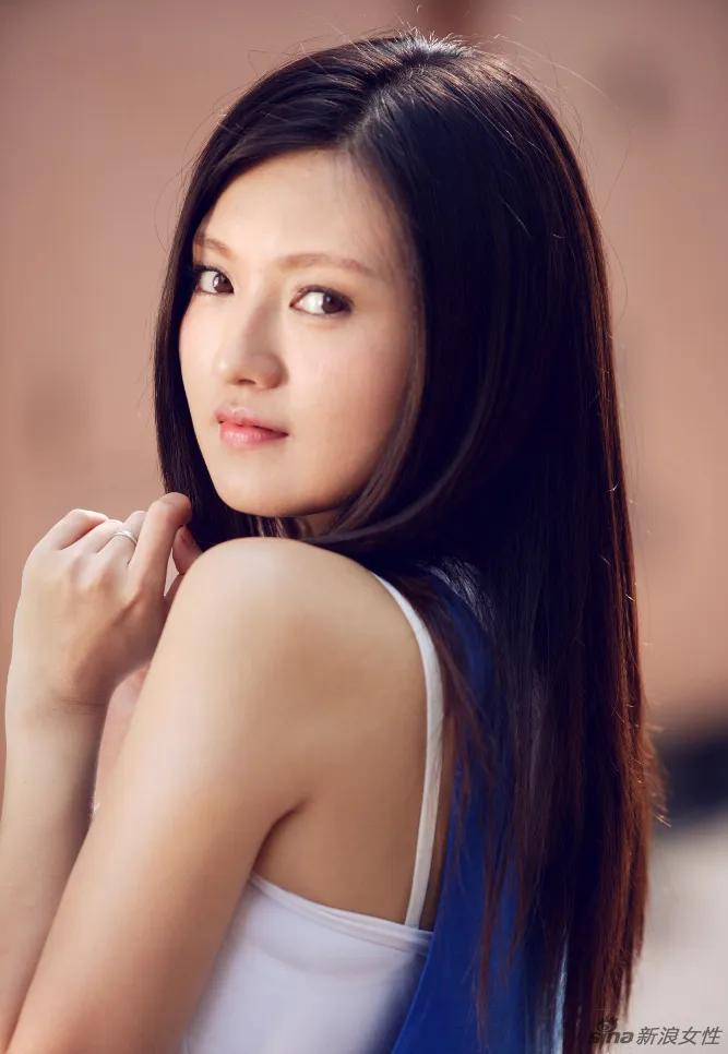傅晶