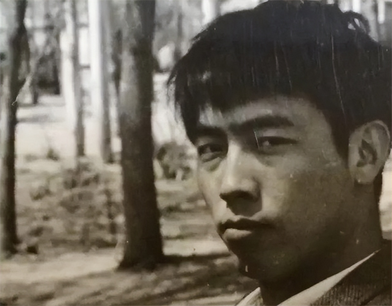 洪晃