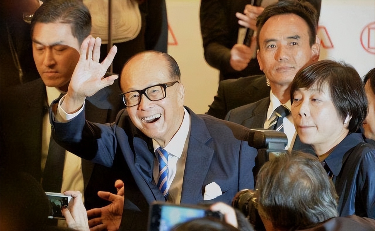 李家誠