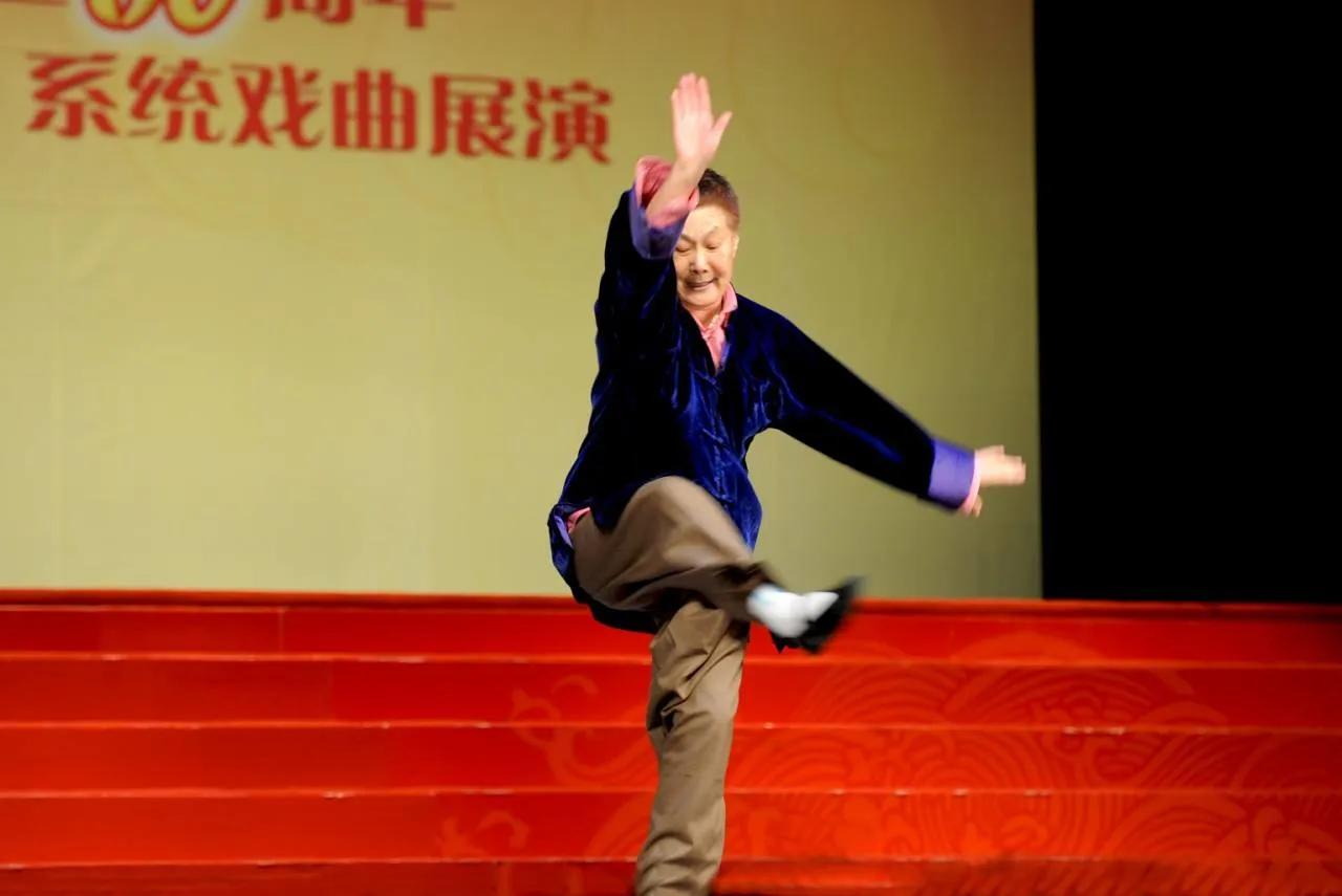 裴艷玲