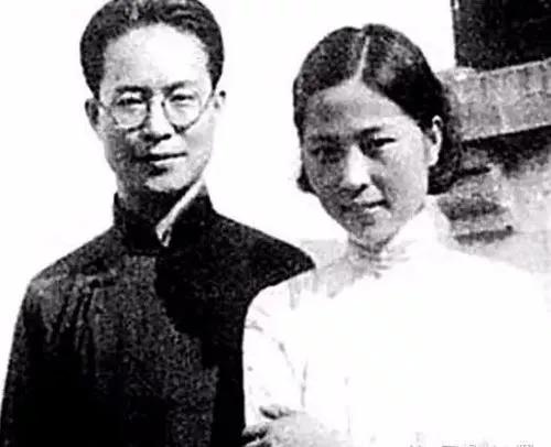 胡蘭成