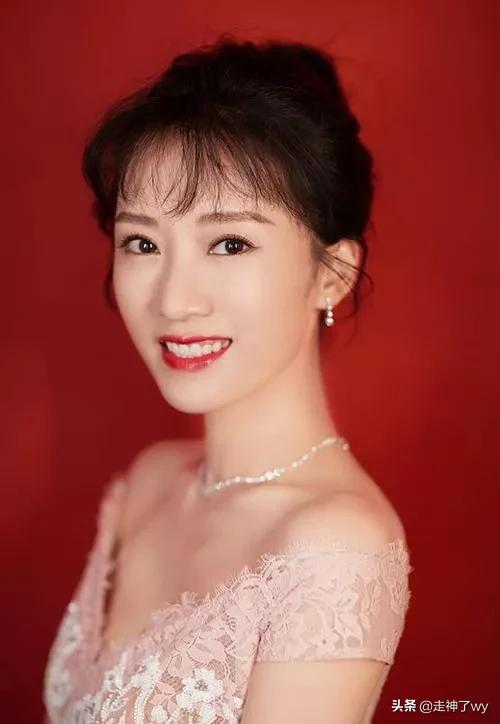 李念簡介(明星秀之內地女星李念)