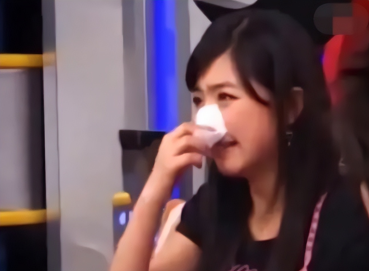 張含韻