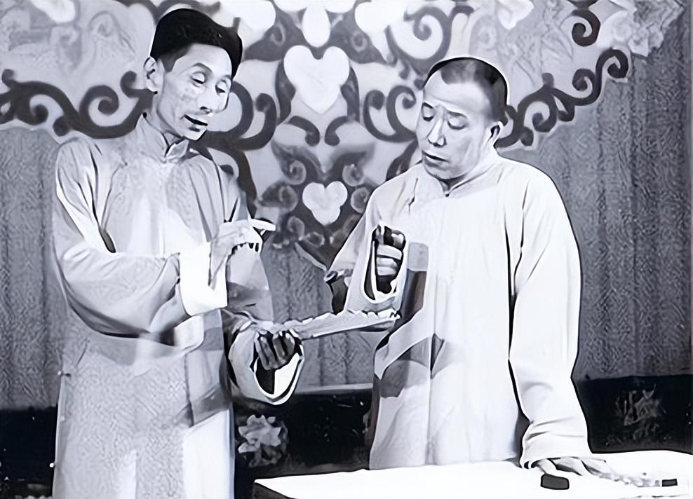 侯耀文
