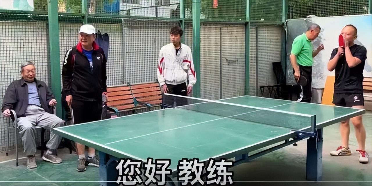 尹航