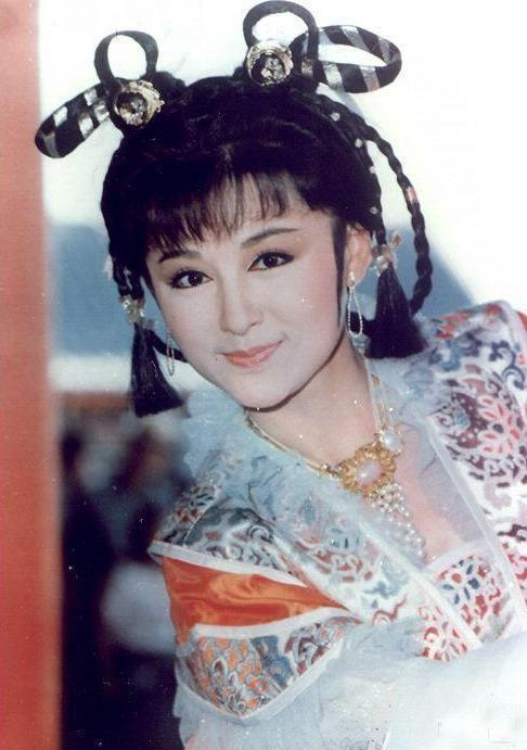 潘迎紫