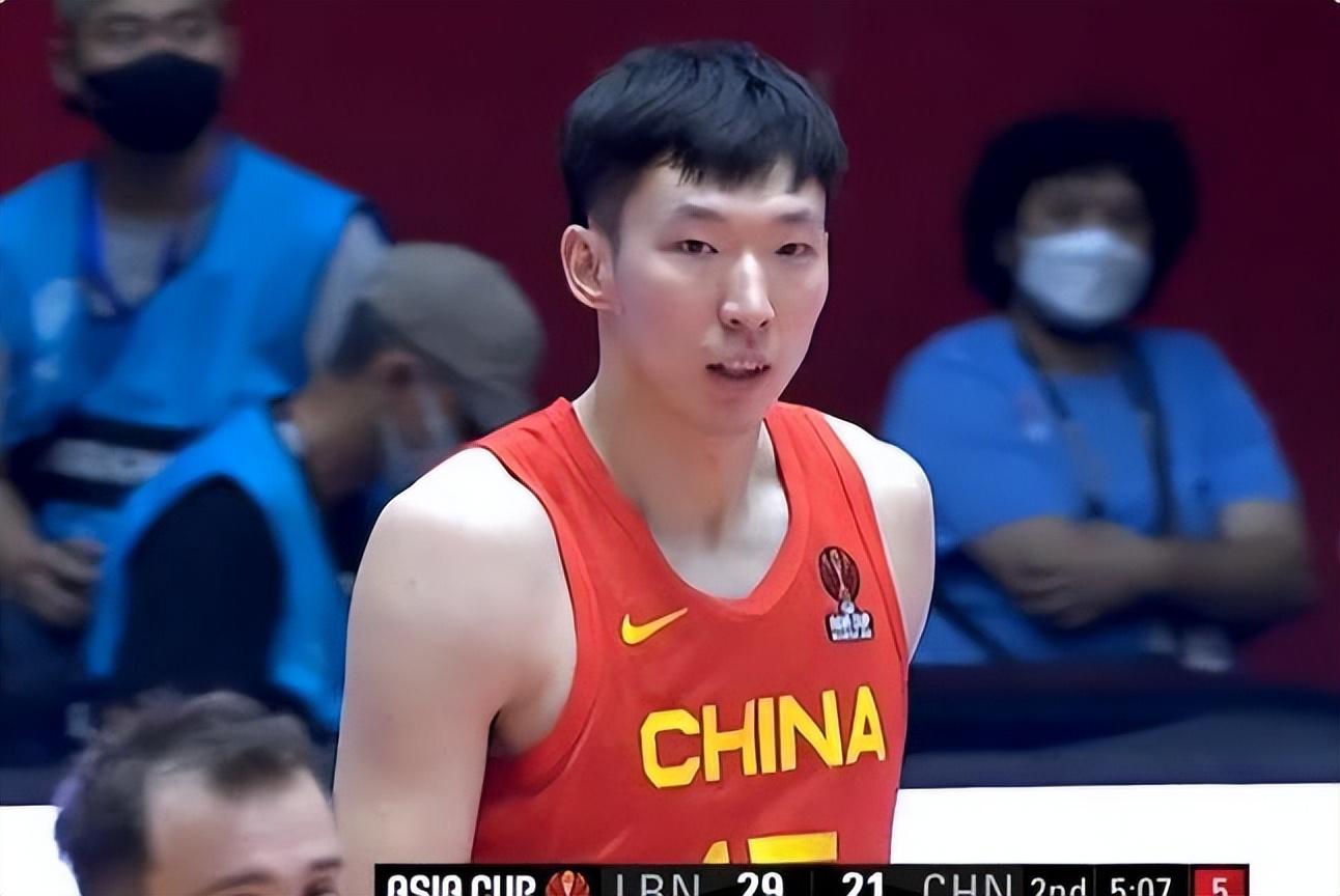 周琦