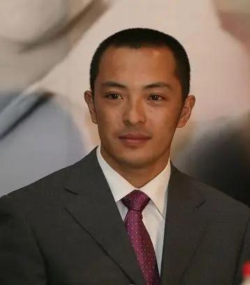 富大龍