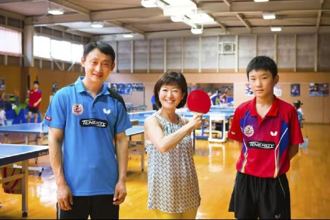 張本智和